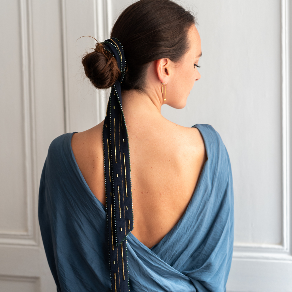 Sautoir Maxi Bleu Nuit – Bijou-textile en soie