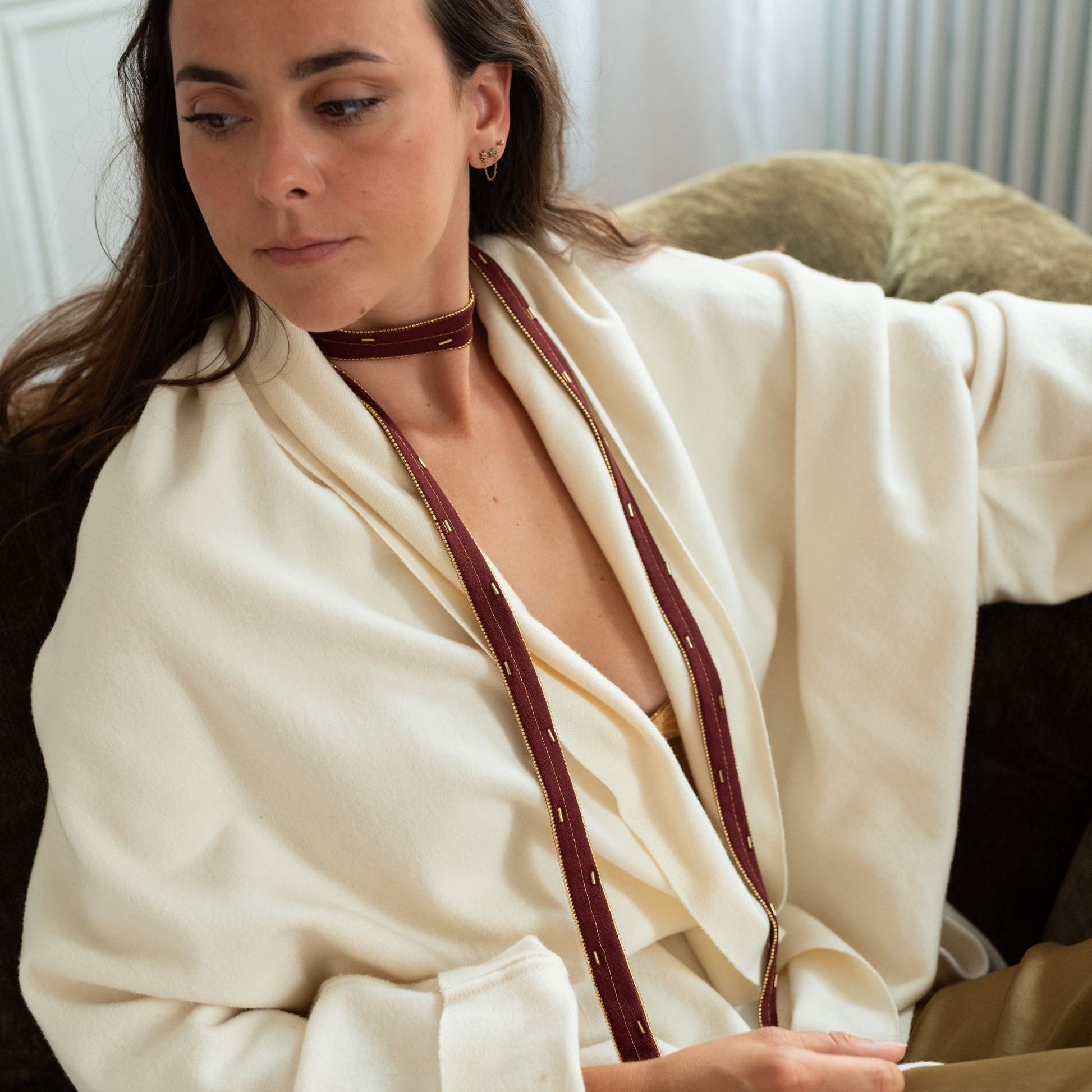 Sautoir Mini Grenat – Bijou-textile en soie